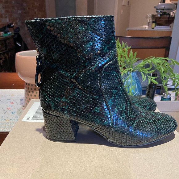 UO Faux Snake Harlow Boots - Picture 1 of 4